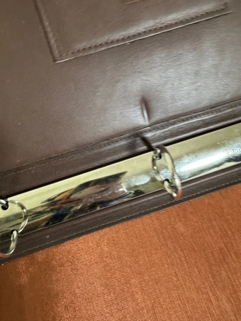 Coach Brown Leather Zip Around Portfolio Binder 3-Ring Organizer Interior Pocket